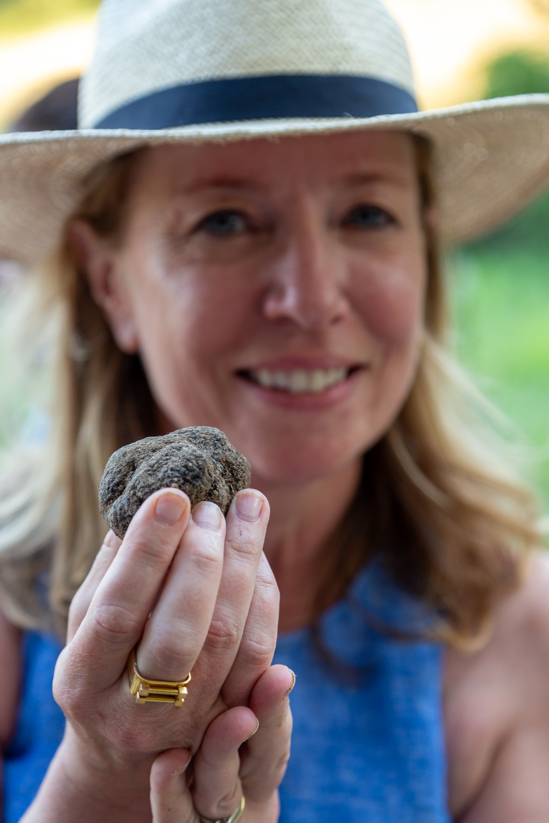 Truffle hunting at Les Pastras